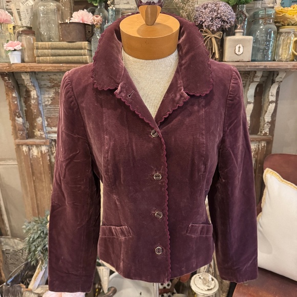 VINTAGE HARRODS BLAZER | TAILORED | VELVET | SCALLOP DETAIL | PETER PAN COLLAR - Picture 1 of 11